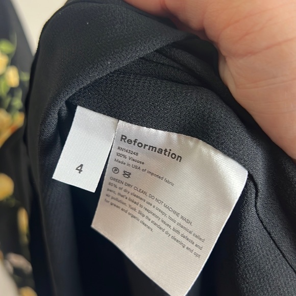 (SOLD) Reformation Dietrich Midi Dress - Picture 11 of 12